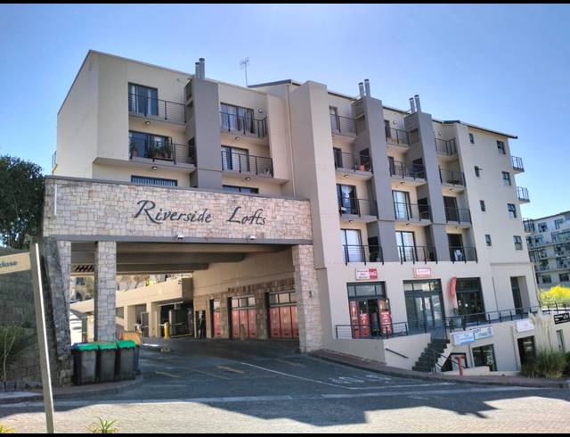 138M² RETAIL TO LET IN TYGERFALLS
